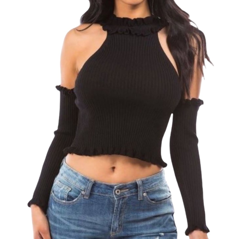 NWOT Cold Shoulder Ribbed Knit Turtleneck Top‎ in Black